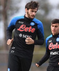 ფოტოები: ხვიჩა კვარაცხელიამ "ნაპოლში" ვარჯიში განაახლა