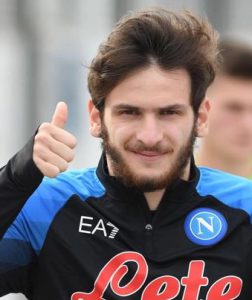 ფოტოები: ხვიჩა კვარაცხელიამ "ნაპოლში" ვარჯიში განაახლა