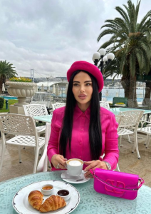 “შეუდარებელი შორენა” – ნახეთ როგორ და ვისთან ერთად ისვენებს შორენა ბეგაშვილი თურქეთში