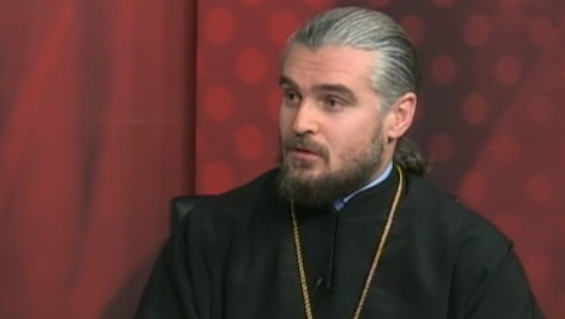 მამა შალვა კეკელია: „ბინა არ მქონდა და მართლა მრევლმა მაჩუქა, ძვირად ღირებულ მანქანებზე კი უარი ვთქვი…“