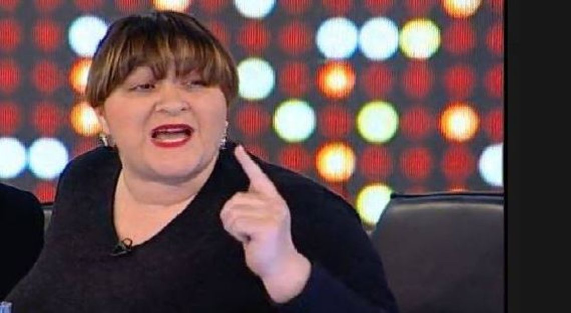 არაფრისმცოდნენო, ეძიკას “ბუტკებში” 100 დოლარად  ნაყიდ დიპლომიანებო, ამიტომაც არის, რომ გროშებს გიყრიან – გოცირიძე ექიმებს