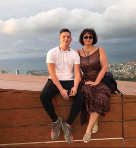 ქალი, რომელმაც ყოფილ სტუდენტზე იქორწინა და დღეს ოფიციალურად მილიონერი დეპუტატია - ნატო ჩხეიძის უცნობი ცხოვრება