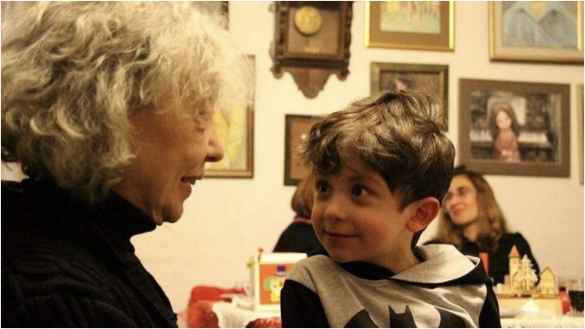 Photos: “მამამ ისე დააშინა, მასთან წასვლა აღარ შეუძლიათ” – სასამართლოს გადაწყვეტილებით, ცოტნე ზედგინიძე ბებიასთან რჩება