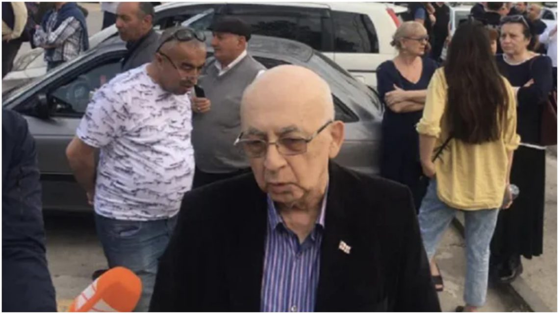 შეიძლება, სამუდამოდ ინვალიდი დარჩეს, ხვალვე უნდა გადაიყვანონ – სააკაშვილის მამა შვილის დამძიმებულ მდგომარეობაზე