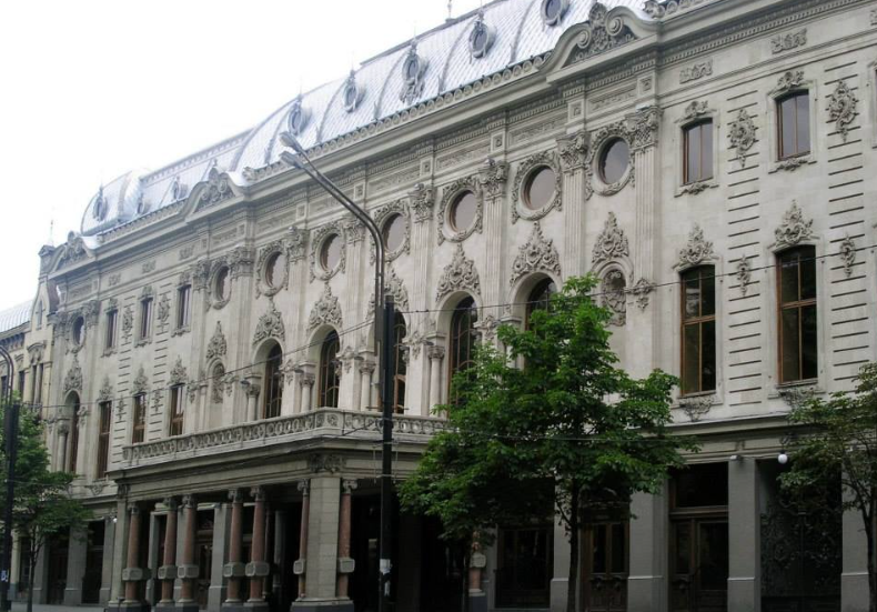 მისალმების ნაცვლად თვალცრემლიანი ვუსამძიმრებთ ერთმანეთს – რუსთაველის თეატრი სამწუხარო ინფორმაციას ავრცელებს