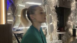 ანუკი არეშიძის საახალწლო ფოტოსესია - დაათვალიერეთ დიზაინერის უახლესი ფოტოები