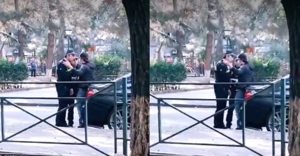 🎥”გაჩერდები ბიჭოო აგერ ნახავ”- პოლიციელი მოქალაქეს ხელით შეეხო