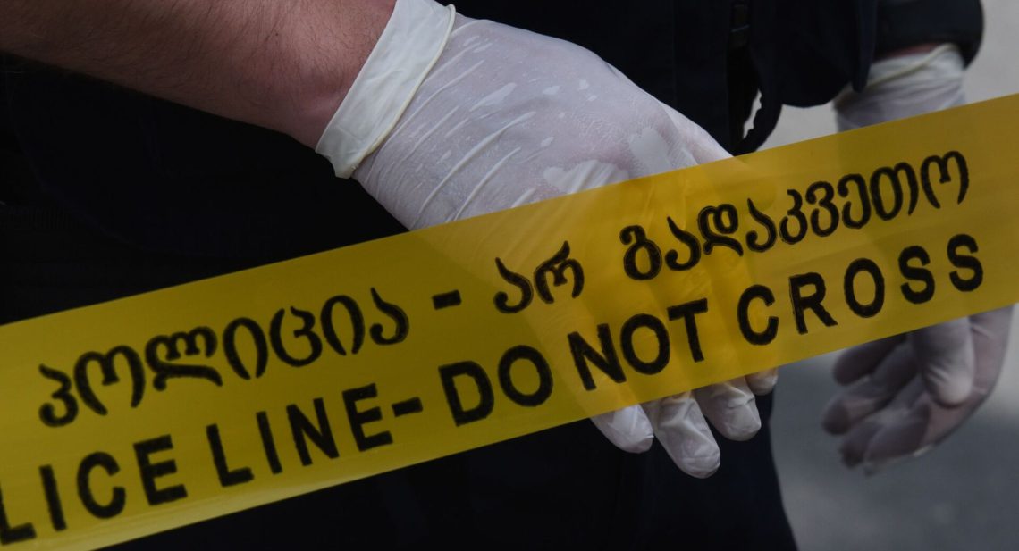 “25 წლის, 3 შვილის დედა, 5 წლის შვილმა ხეზე ჩამოკიდებული იპოვა. წინაპირობა – მოძალადე ქმრის მიერ სიკვდილამდე ცემა იყო” – რა ინფორმაცია ვრცელდება?