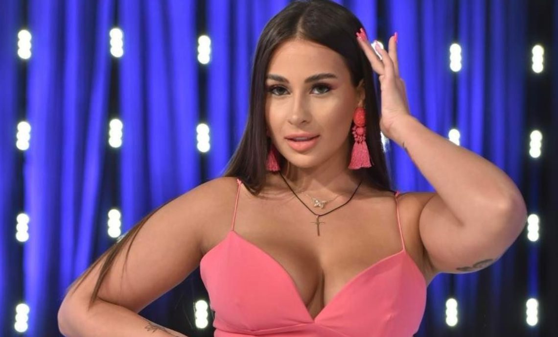 ცოლ-შვილიანი კაცები უხამსად და უტაქტოდ მწერენ, სასწაული მესიჯები მომდის – სალომე კაპანაძე