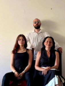 ირაკლი ჩარკვიანის უფროსი შვილი, რომელიც მამას ძალიან ჰგავს - ნახეთ, როგორ გამოიყურება მაქსიმე ჩარკვიანი