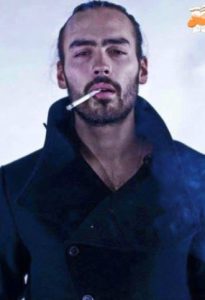 ირაკლი ჩარკვიანის უფროსი შვილი, რომელიც მამას ძალიან ჰგავს - ნახეთ, როგორ გამოიყურება მაქსიმე ჩარკვიანი