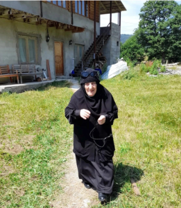 „დედა ნატალია, შვილი არ მიჩნდება... დედაო, ჩემი შვილი ვერ მეტყველებს...“ - ტაძარი, სადაც მამა გაბრიელის სარტყელი სასწაულებს ახდენს