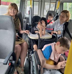 "მინდოდა დახმარება, მაგრამ ყვირილით გავიქეცი... ის ლომის ბუნაგი ჩემთვის არ იყო" - სანდრას გზა ტერნეზენიდან-საქართველომდე: გულახდილი ინტერვიუ მეუღლესა და ორ სამშობლოზე