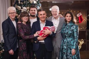 ვინ არის გოგო, რომელიც ქართულმა სასამართლომ ბიძინა ივანიშვილის ძმის კანონიერ შვილად ცნო - უცნობი ფაქტები ალექსანდრე ივანიშვილის ოჯახზე