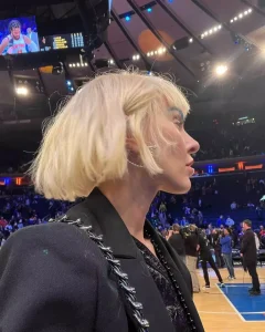 თამთა და პარისი ამერიკაში საკალათბურთო მატჩზე – არაჩვეულებრივი წყვილის ფოტოები