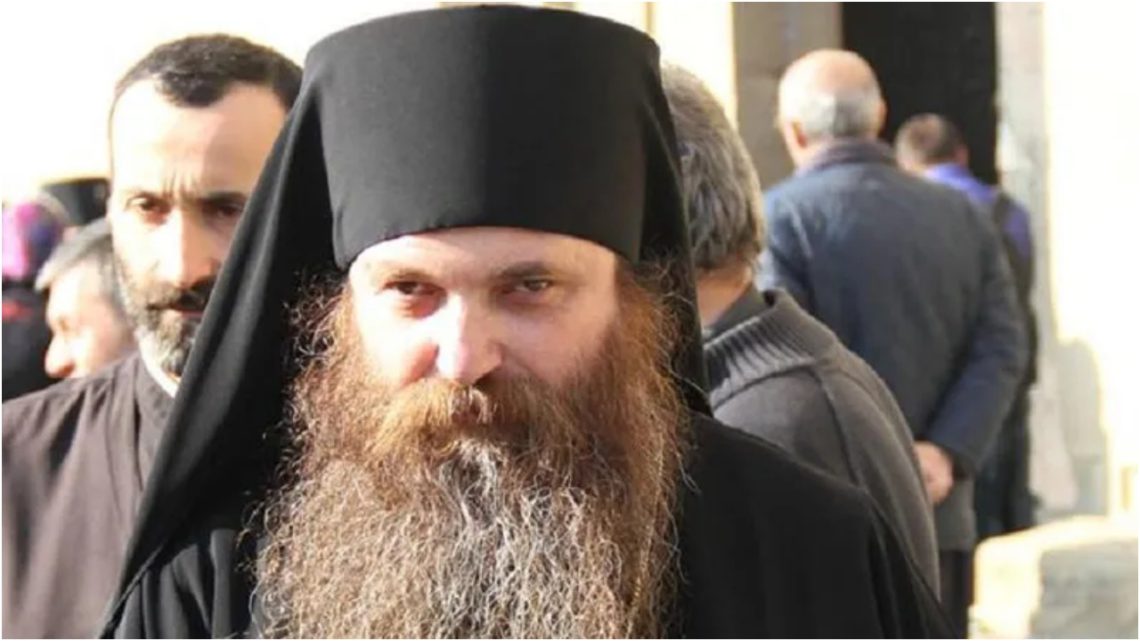 “მაუზერები აკლიათ… ქუჩაშიც დაგვხვრეტენ, რამე რომ იყოს…” – ვის შესახებ საუბრობს მეუფე იაკობი