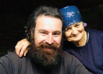 “ნეტა შემეძლოს ძველებურად მისი გაღიმება” – გივიკო დიდიას ემოციური პოსტი ბებიაზე