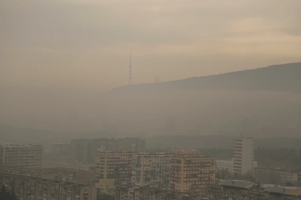 „თბილისში ძალიან ცუდი ჰაერია“ – ნახეთ განახლებული მონაცემები
