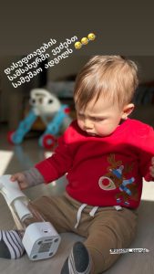 "სანი დედიკოსთან სამსახურში“ – ნუცა ქავთარაძე უსაყვარლესი სანის ახალ ფოტოებს აქვეყნებს