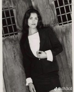 ია ფარულავა თინეიჯერობაში - ასეთი სილამაზე წარმავალი ვერასდროს იქნება