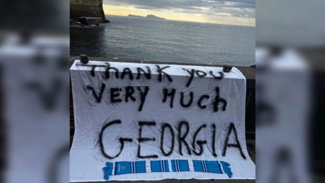 “დიდი მადლობა, საქართველო” – კვარას თამაშით აღფრთოვანებული იტალიელების ბანერი