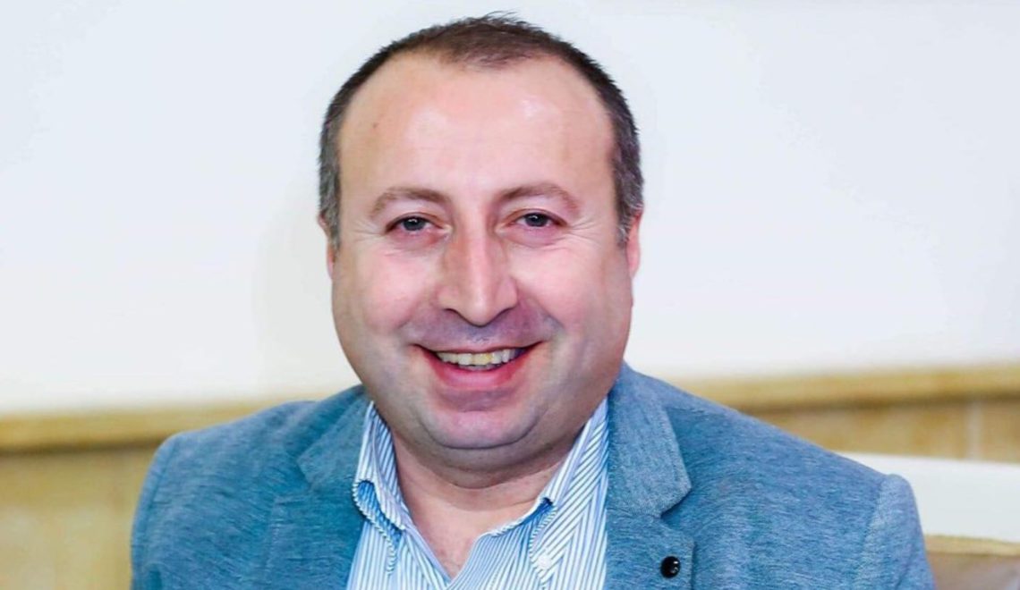 “ამ წუთებში ვვახშმობ კვარას ოჯახთან ერთად” – რა ფოტოს აქვეყნებს დათო ლიკლიკაძე