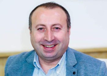 “ამ წუთებში ვვახშმობ კვარას ოჯახთან ერთად” – რა ფოტოს აქვეყნებს დათო ლიკლიკაძე