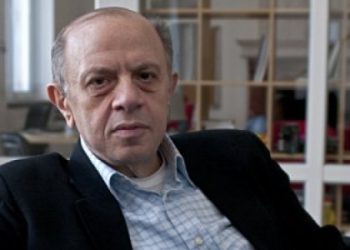 “იგებენ ყვარელში ერთით ნოლს და საქართველოში აგებენ ხუთასით ნოლს” – რას ამბობს ლევან ბერძენიშვილი ყვარელში მომხდარ ინციდენტზე, სადაც მას პრორუსულმა  “ალტ-ინფომ“ ლექცია ჩაუშალა?