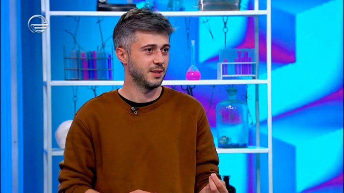 🎥 კახა კინწურაშვილს უმცროსი ძმა პირდაპირ ეთერში შეუვარდა – ვიდეომ ინტერნეტი ააფეთქა