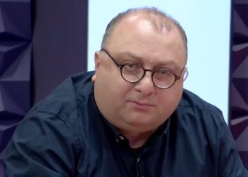 “ნაყინს მივირთმევდით, მოვიდა ვიღაც დედამო@@@ლი ქალი…” – რა შეემთხვა შალვა რამიშვილს”ნაყინს მივირთმევდით, მოვიდა ვიღაც დედამო@@@ლი ქალი…” – რა შეემთხვა შალვა რამიშვილს