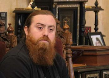 “დე, ნუღარ ტირი რა, გთხოვ…მერე რა, რომ მამა წავიდა… ნუ ტირი… მე გეყოლები… არ მომკლა, დედა!…” – არქიმანდრიტ იოვანე მჭედლიშვილის ემოციური პოსტი