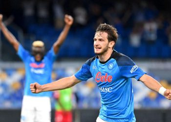 ხვიჩა კვარაცხელია 100 საუკეთესო მამაკაც ფეხბურთელს შორის დაასახელეს