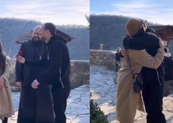 🎥ვიდეო: მამაოსთან ერთად ხელი სთხოვა, მაგრამ არ დაიჩოქა – ვიდეომ საზოგადოება აღაშფოთა და ნახვების რეკორდი მოხსნა