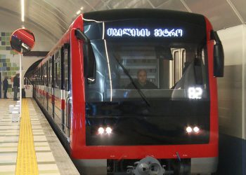 შეფერხება მეტროში – რა ხდება ამ წუთებში ადგილზე