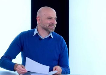 „სიმშვიდე არ გეღირსებათ“ – რას წერს მერაბ მეტრველი