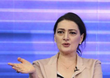 „ერთის პირობით!“ – რას აქვეყნებს თაკო ჩარკვიანი