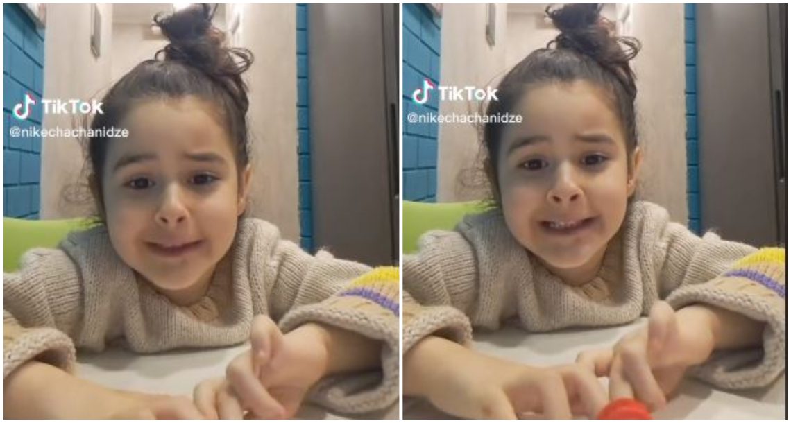🎥VIDEO: “არ მჯერაა.. 5 ლარი ჩამერიცხაა, ღმერთმა გაგაძლიეროთ”- პატარა ნიკეს ტიკ-ტოკი ნახვების რეკორდს ხსნის