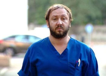 რა არის კატის ნაკაწრის დაავადება, რომელიც საკმაოდ მძიმედ მიმდინარეობს და რატომ არის საშიში ცხოველის ბეწვის გადაყლაპვა