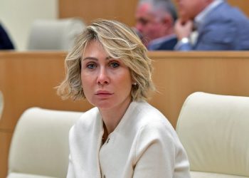 შეშინებულს გამეღვიძა, ბიძგები იმდენ ხანს გაგრძელდა, რომ ჩაცმა და “მამაო ჩვენოს” თქმა მოვასწარი – რას წერს ნინო წილოსანი