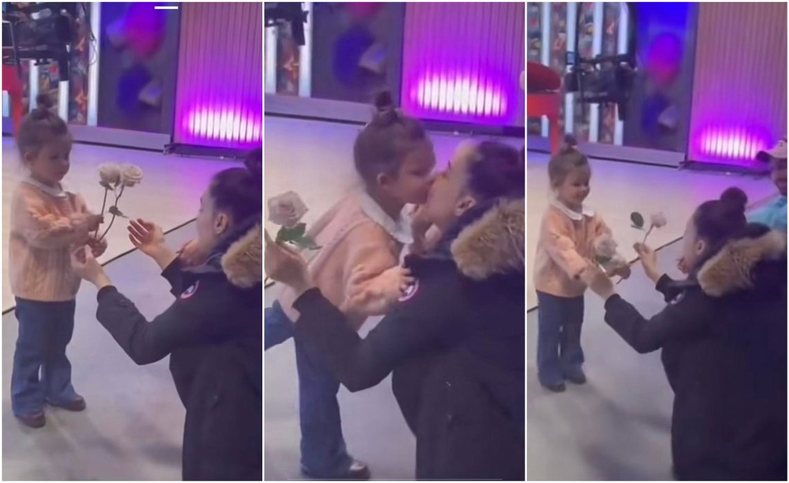 🎥 VIDEO: ელის მარია სააკაშვილმა დედას ვარდები მიართვა