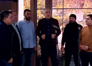 🎥 VIDEO: მამუკა ხაზარაძის სიმღერა, რომელმაც გიორგი უშიკიშვილიც კი დაჩრდილა და ინტერნეტი ააფეთქა