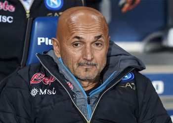 “ასეთ ადგილებში ბურთის მოგერიება სახიფათო რამაა” – სპალეტი კვარაზე მიანიშნებს?