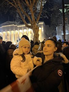 "ჩემი ორი ყველაზე დიდი სიხარული აქციაზე“ – რა ფოტოს აქვეყნებს სააკაშვილი