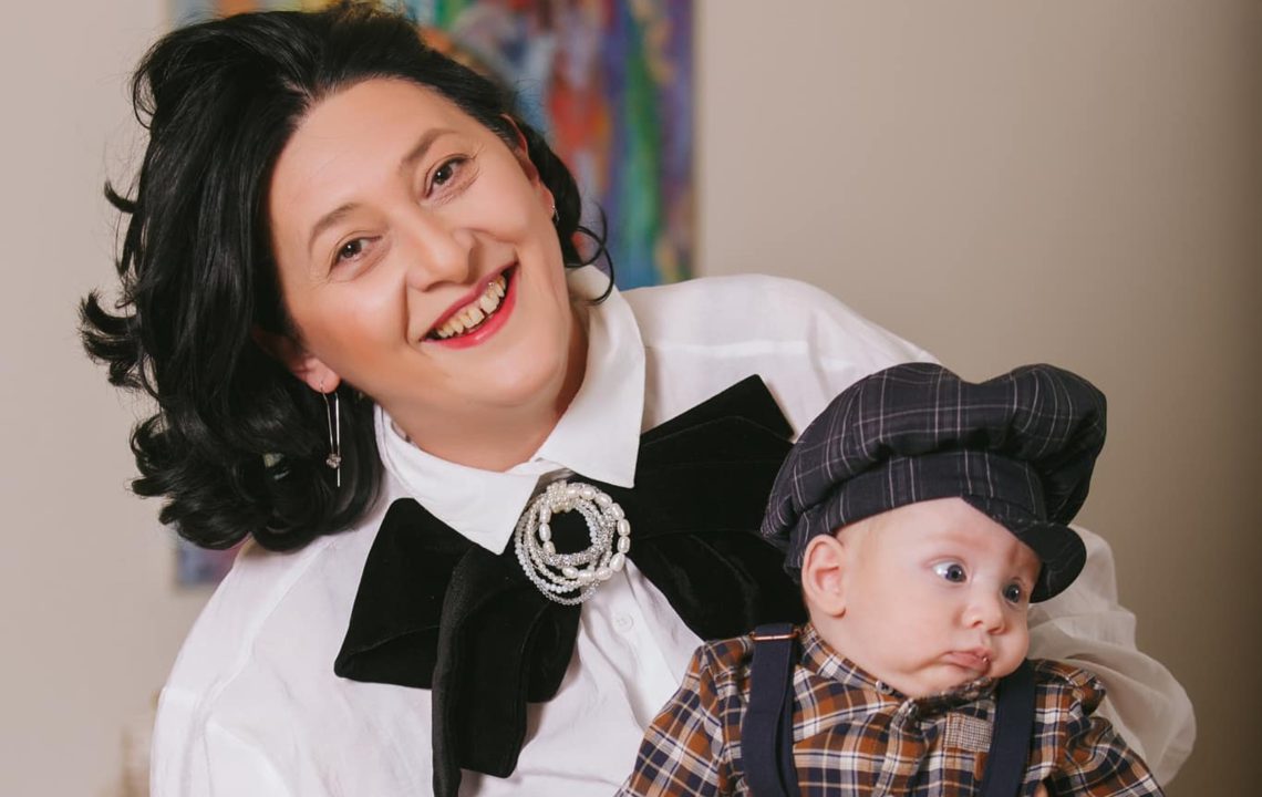 „მე პატარა ლუკა ჭოხო ვარ… გავქრისტიანდი“ – ნატო გელაშვილმა შვილიშვილი მონათლა