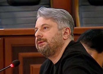 “გრცხვენოდეთ!” – ვის მიმართავს ნიკა გვარამია ციხიდან?