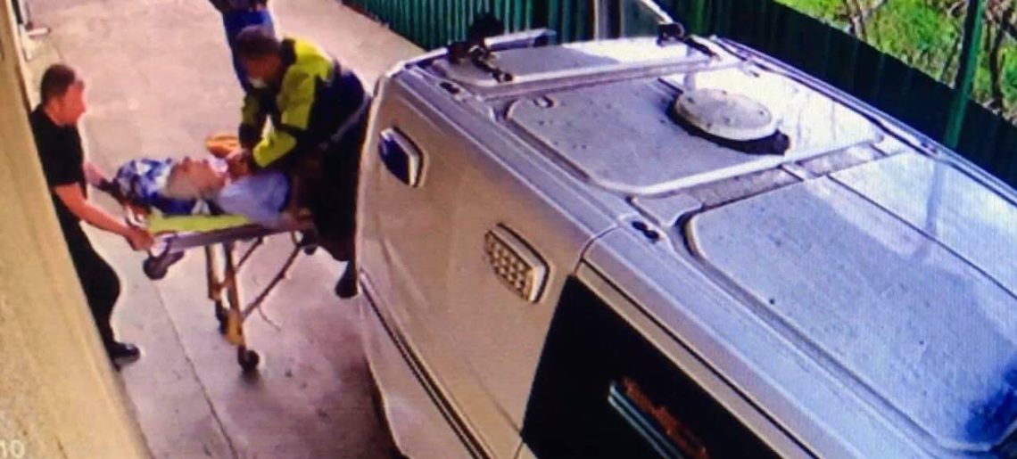 ქართველმა ექიმებმა 67 წლის ქალს გაჩერებული გული აუმუშავეს – მედიკოსების ბრძოლით სასწაულებრივად გადარჩენილი პაციენტი ამ წუთებში კლინიკაში იმყოფება