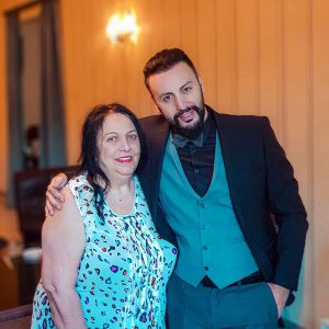 "დედა, მადლობა, რომ გამიწიე მთავარი გიდობა ამ ცხოვრებაში..." - ცნობილი ქართველები დედებთან ერთად