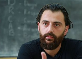 “ხმას ვერ ვუწევდი, ოფლმა დამასხა” – რატომ ჩართო პორნო არჩილ მარშანიამ რესტორანში