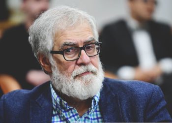 „ღრმა ნეხვში ვართ და გამოსავლის გზა ჯერჯერობით არ ჩანს“ – გია ნოდია