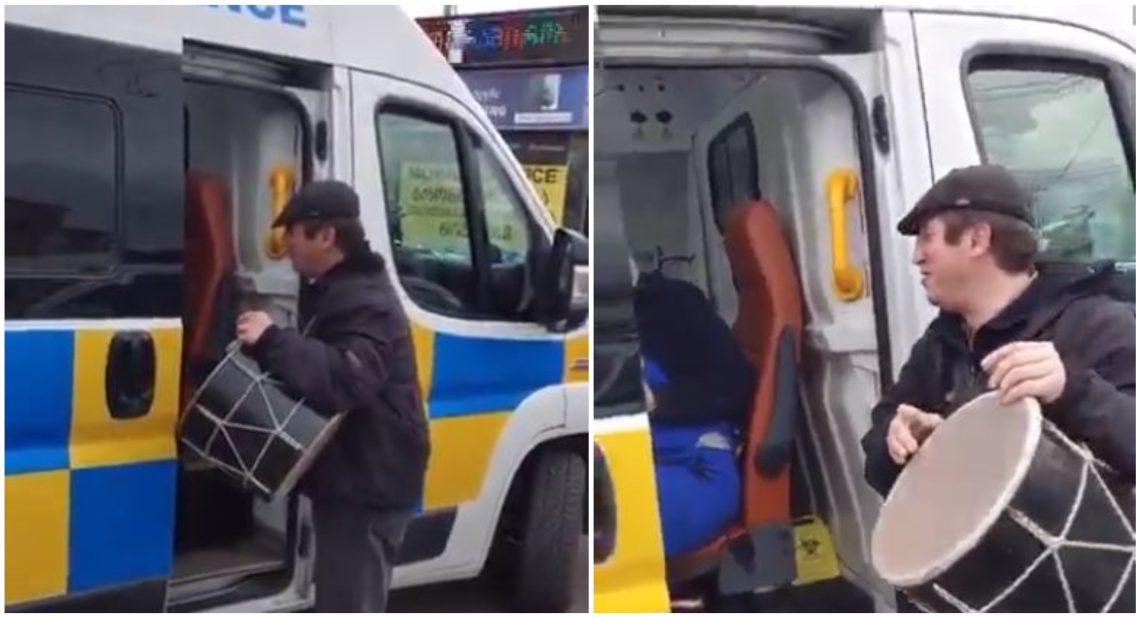 🎥 VIDEO: მეგობარს ამხნევებს სასწრაფოს მანქანაში – ემოციურმა კადრებმა საზოგადოება მოიცვა